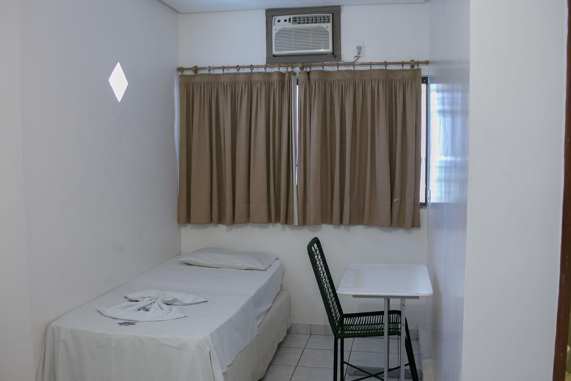 M & A Hotel Гояния Екстериор снимка