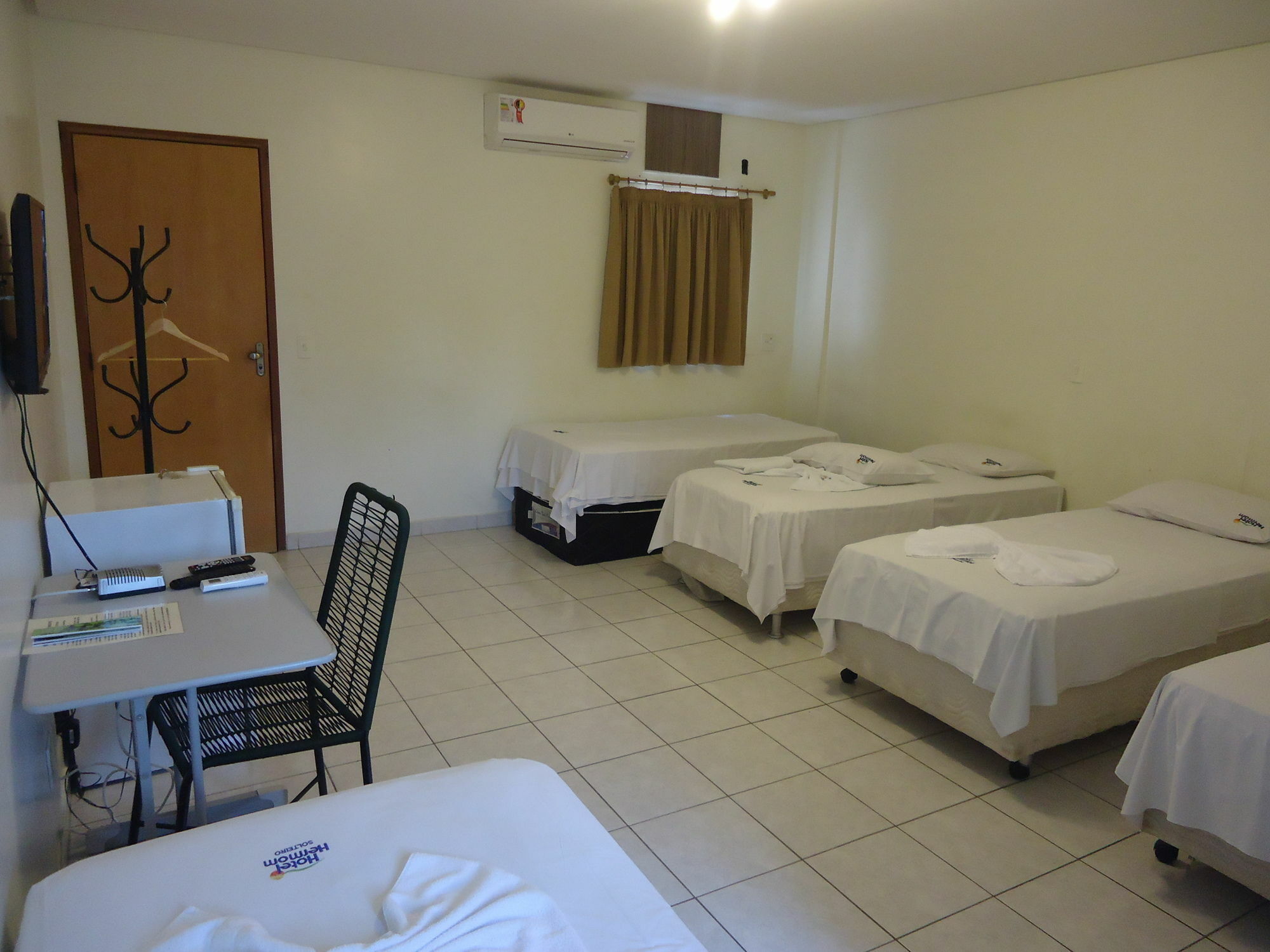 M & A Hotel Гояния Екстериор снимка