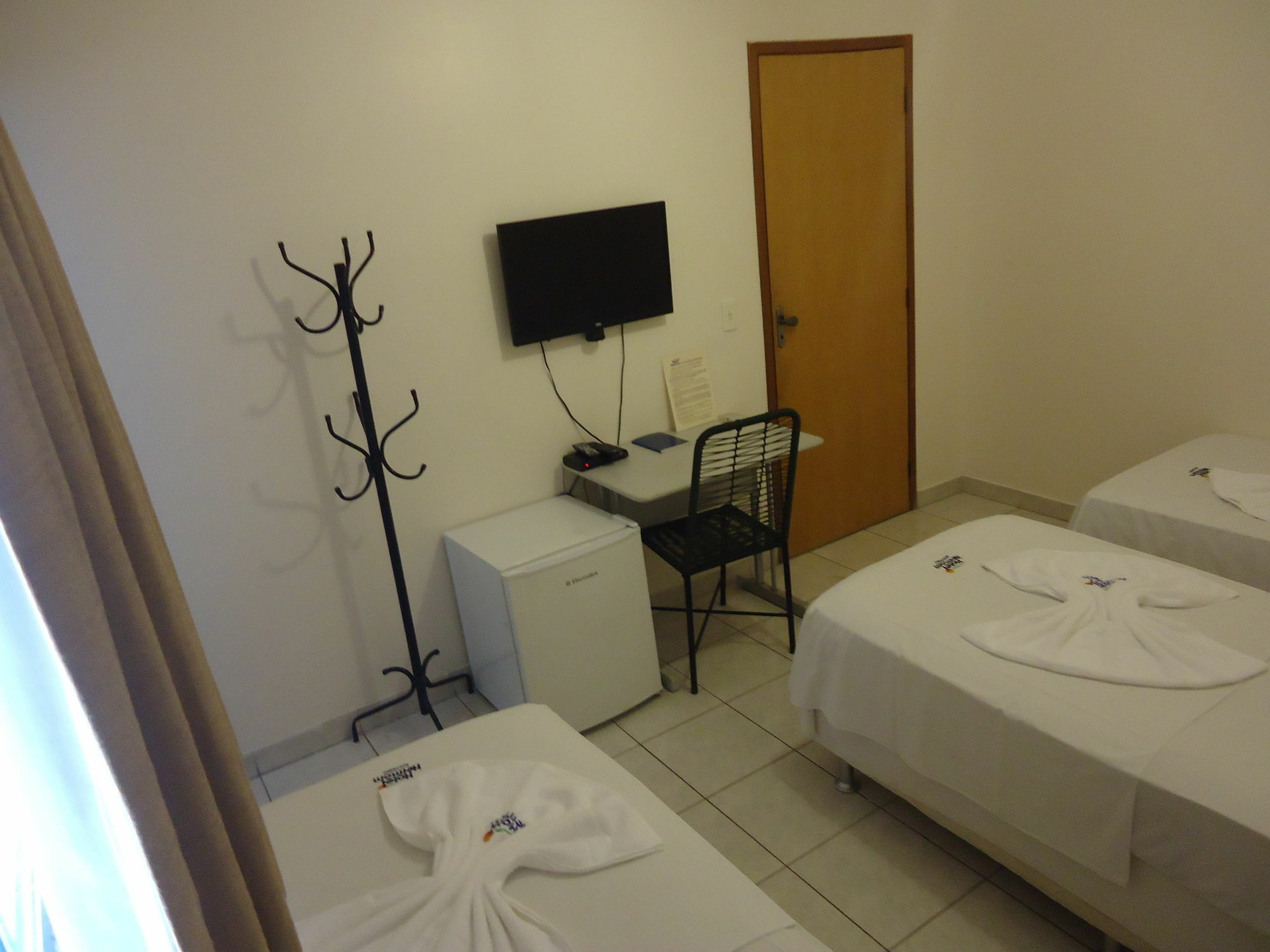 M & A Hotel Гояния Екстериор снимка