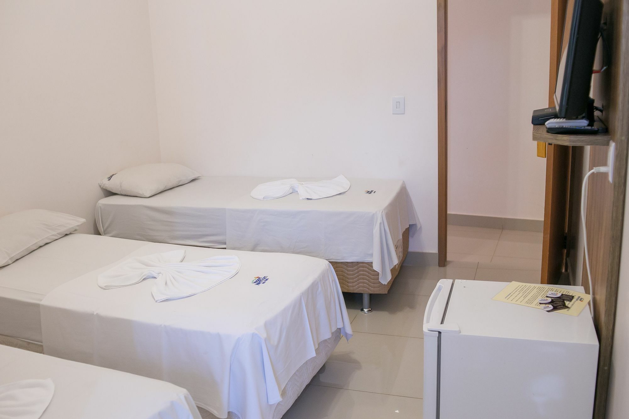 M & A Hotel Гояния Екстериор снимка